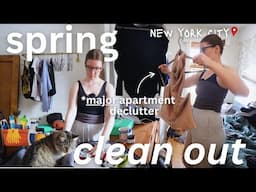 Decluttering my NYC apartment *major CLOSET clean out for spring* 👚