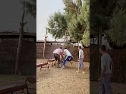 كاريثة مع خويا صغير🤣