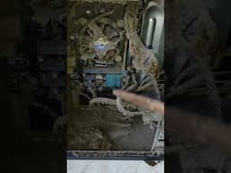 Bro, can you help me dust my PC? It'll just take 5 minutes.