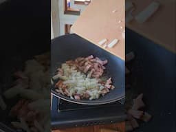 Delicious bacon and mushrooms on toast...#shortvideo #food #delicious