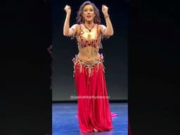 Jasirah - playing with audience #orientaldance #bellydance #raqssharqi