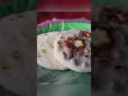 Las deliciosas #pupusas en comal de barro de #olocuilta en #elsalvador 😋 #youtuberosalvadoreño