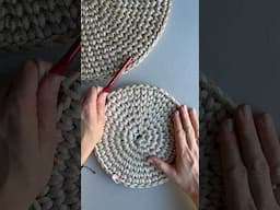 Get Hooked on CROCHET with These Easy Steps for Beginners #crochet #crochetforbeginners #diydecor