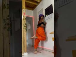 POV: You’ve been wanting to make yourself some pants and then you find this post 🔥