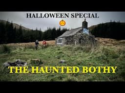Trapped by a storm in a HAUNTED BOTHY  -  Poltergeist Action Caught on Camera - 🎃 SCOTLAND