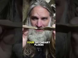 Choosing The CORRECT STONE Flakes For Arrowheads #survival #flintknapping #bushcraft #archery #hunt