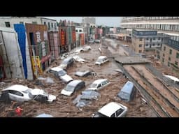 5 minutes ago in China! Half the city in Yunnan was swept into the river by a Floods