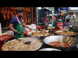 Rooster & Chicken Shop Selling Steam Ducks, Chickens On The Street - Best Grill Ducks For Selling