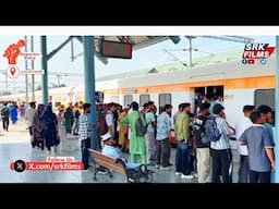 Eid K Din Bachun Nai Train Mai Jam K Eid Manaye Stations Par Bachun Ke Kafi Beed dekh Ne ko Mile