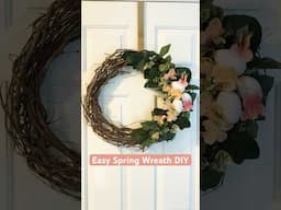 Make this pretty spring wreath in just minutes! 🌸