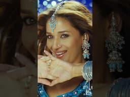 Those expressions 😍 | #AajaNachle | #MadhuriDixit