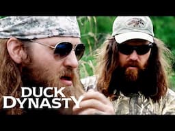 Jase vs. Willie: ULTIMATE Fishing Battle | Duck Dynasty