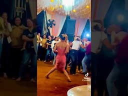 video này đang lên xứ hướng nè mọi người đá xem trưa #81gialai #damcuoi #dance #xuhuongtiktok #fyp