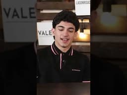 Mi Apellido Proviene de CANADÁ - Juan Freer Con Elias Medina #shortsfeed #shortsviral #shorts #video