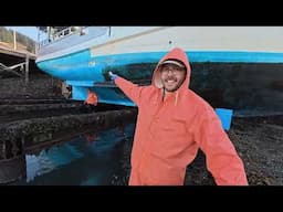 Spa Day for Emerald Isle! | Cleaning the Bottom on the Tidal Grid