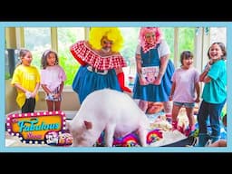 I Can Be Kind To Animals! | The Fabulous Show With Fay & Fluffy | WildBrain Zigzag