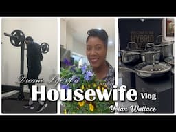 Day In The Life | Planting Edible Flowers | Early Morning Gym