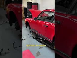 Quickjacks BL 5000 SLX on a Classic Porsche 911 #porsche #classiccars