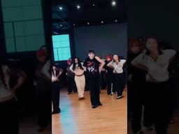 smooooth🔥 #collaborations #hiphop #hiphopdance #danceclass #dianamatos #natbat #mihranknoho