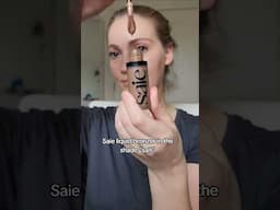 Demoing Saie Dew Bronze in the shade "Salt"