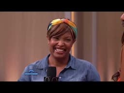 The SECRET 🤫 to Getting a Guys Attention! 💘 II STEVE HARVEY