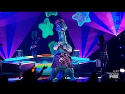 The Masked Singer 13 - Nessy sings Stargazing by Myles Smith