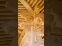 【木鼻の鼻突きと彫刻】 #大工 #伝統建築 #宮大工 #woodworking #carpenter  #japanesearchitecture
