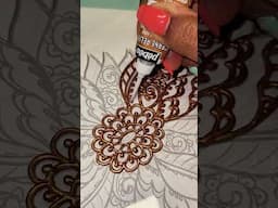 painting stained glass outlines #painting #processvideo #hennaart #stainedglasspainting #art