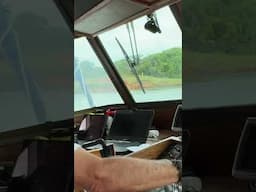 Pulling into the Panama Canal #boatinglife