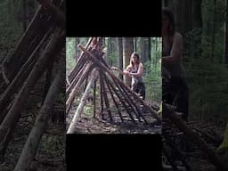 Building a Shelter in the Forest! #Bushcraft