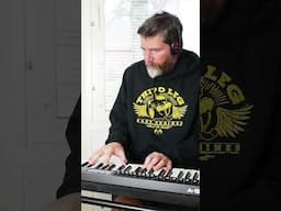 FLEETWOOD MAC ON UNKNOWN SYNTH