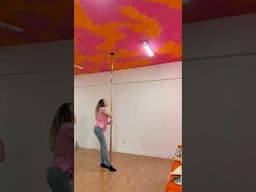 Nem o frio me afastou do pole dance essa semana ✨🤍