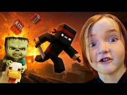 SURViViNG ZOMBiE CiTY!!  Ninja Niko and Friends play Minecraft zombies game & one block LAVA CHiCKEN