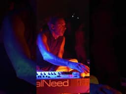 DEEP #livelooping #melodictechno in #panama 🇵🇦#bocasdeltoro
