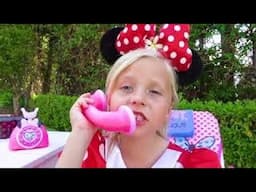 Would you like to see how the Three Little Pigs come to life in Alicia’s story? Find out here!
