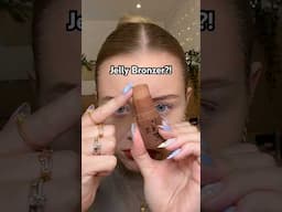 A Jelly BRONZER???? Interesting… 🤔 #jelly #jellymakeup #jellyblush #jellybronzer #drugstoremakeup