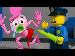 LEGO Mommy Long Legs FREAKOUT! | Police Panic in the Lab