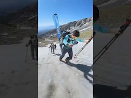 Fun morning with the best crew! Dropping in at 13,200’ on the #Colorado14er #AngelofShavano ⛷️🙌