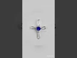 Cross pendant made using the @Beadalon Artistic Wire Deluxe Kit #crosspendant #crosses