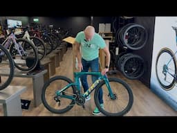 Unboxing: Trek Speed Concept SLR7 AXS Project One Amethyst/Holographic
