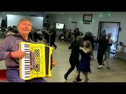 ( POBRECITA ) tango inconnu que vous aller découvrir bidouillé a ma façon AVEC DANSEURS