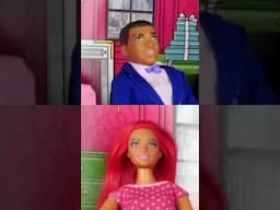 🏡🎊 Diversão no andar de cima! 💖 A boneca Barbie arrasa na novelinha em português!