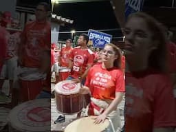 Ensaio da Batucada do Garantido de mestre Peara, aqui regida por Francisnaldo Pinheiro