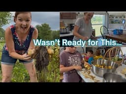 Homemaking in the Double Wide | Garden-to-Table Dinner with Our Large Family