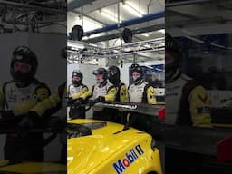 RACE WEEK VIBES!