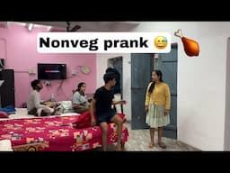 Chicken prank on family 😅