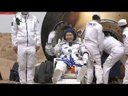 Shenzhou-19 crew member Song Lingdong exits capsule