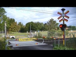 Spoorwegovergang Märsta (S) // Railroad crossing // Järnvägsövergång
