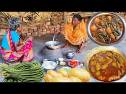 CHICKEN MEAT CURRY And ALU BORBOTI cooking for lunch by tribe couple.