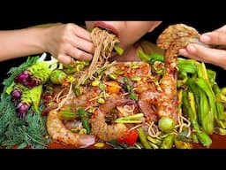 SPICY RICE NOODLES WITH SHRIMP SALAD * EATING SPICY THAI FOOD *